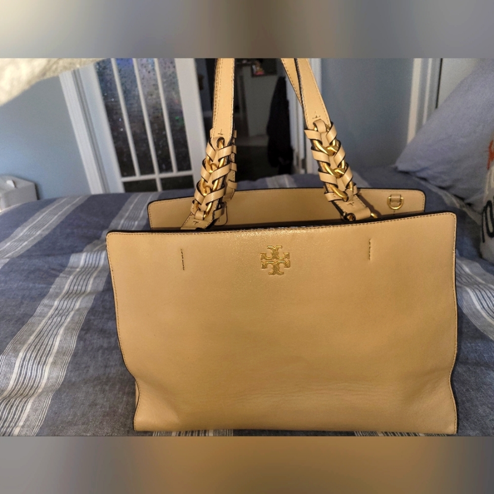 Tory Burch leather & Suede purse w/  shoulder strap and dust bag.